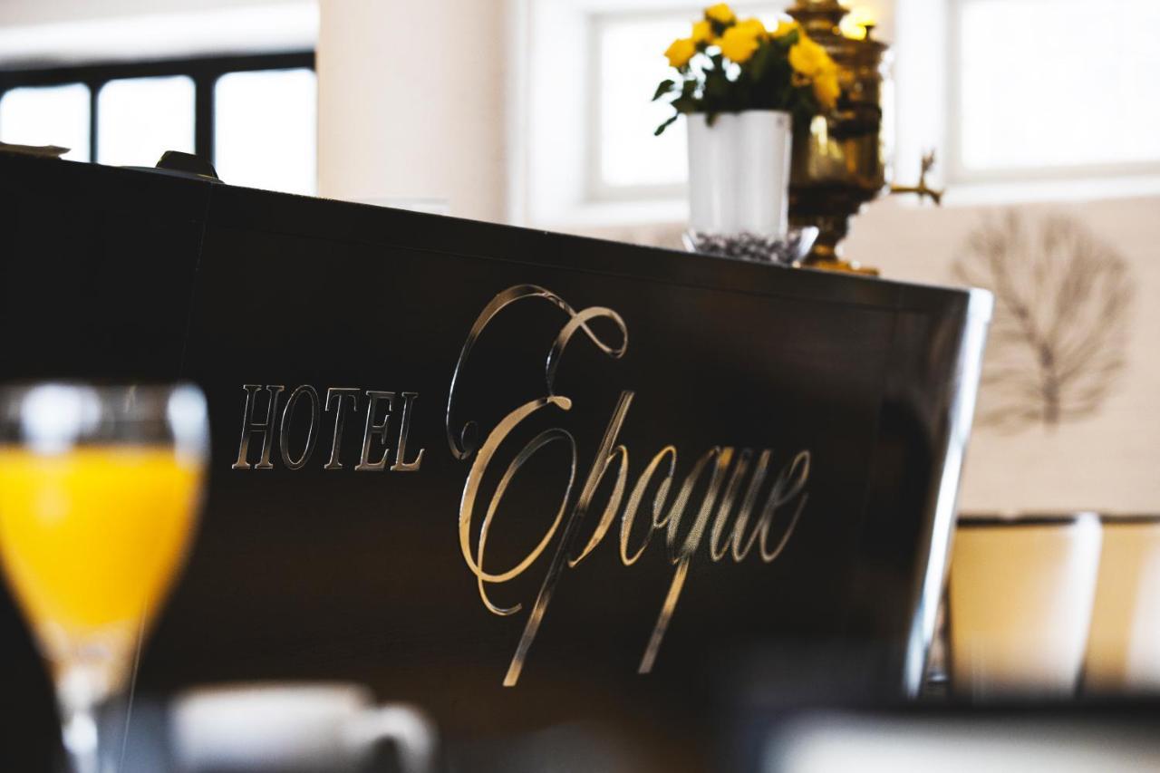 פיטרסארי Hotel Epoque & Apartments מראה חיצוני תמונה