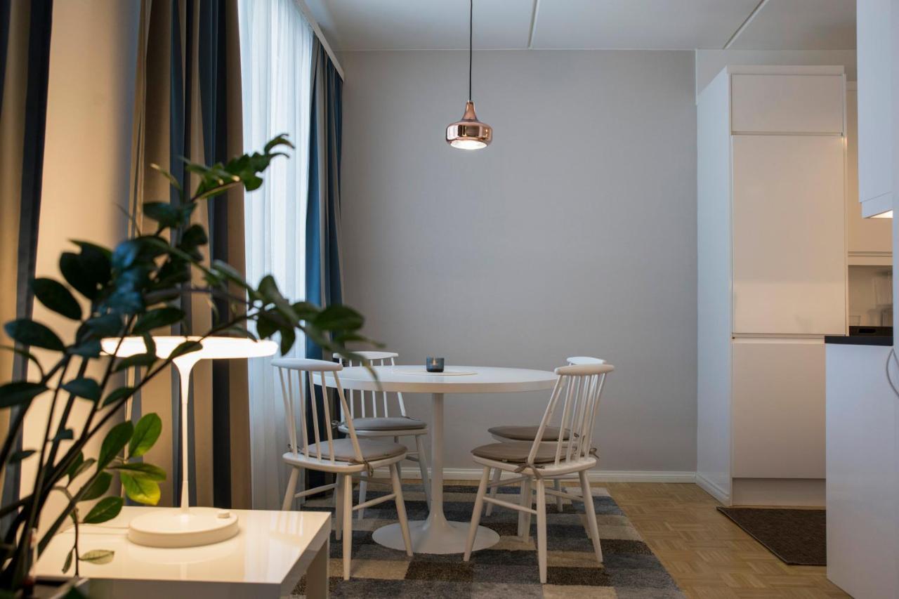 פיטרסארי Hotel Epoque & Apartments מראה חיצוני תמונה